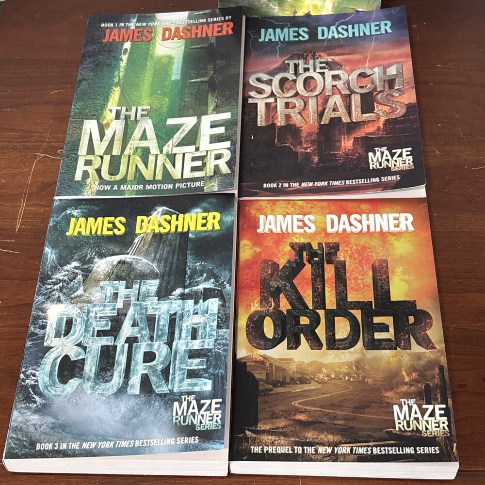 The Maze Runner Series by James Dashner 4 Paperbacks Boxed Set - Picture 6 of 11